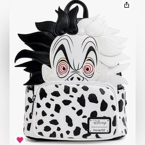 Lounge fly, Disney villains, Carella Deville, woman’s double strap, shoulder bag